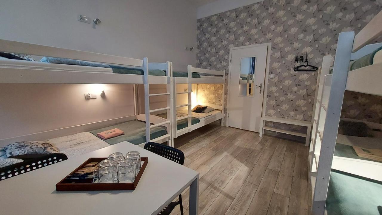 Deja Vu Hostel Varşovia Exterior foto