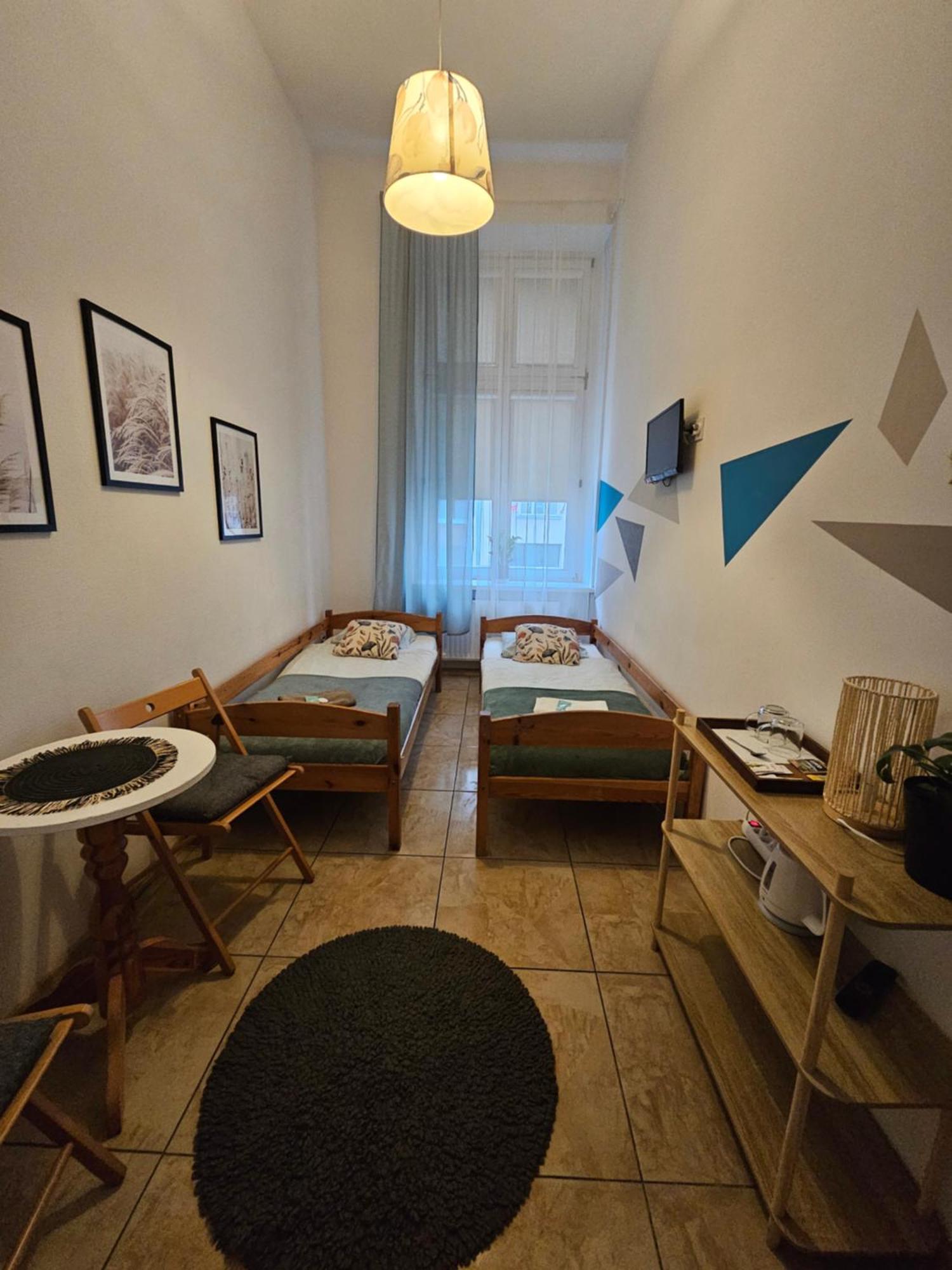 Deja Vu Hostel Varşovia Exterior foto